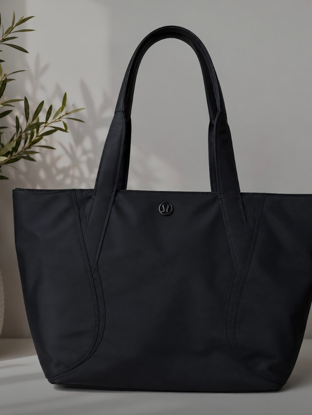 Lululemon Out Of Range Tote 20L Black With Laptop Compartment